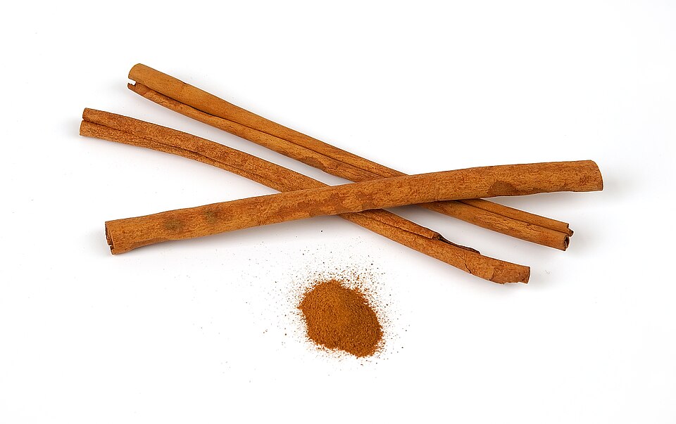 Cinnamon sticks